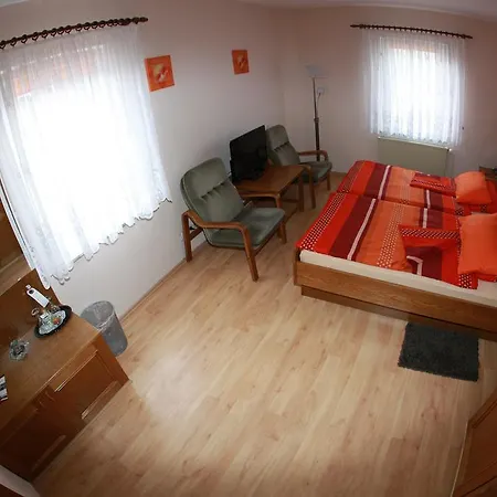 Berleburger Hof Hotel 2*